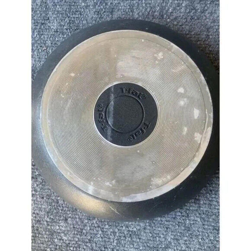 Tfal 8” Non-Stick Fry Pan Black - Picture 3 of 5